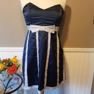 Miss Minuet Strapless Dress Size L